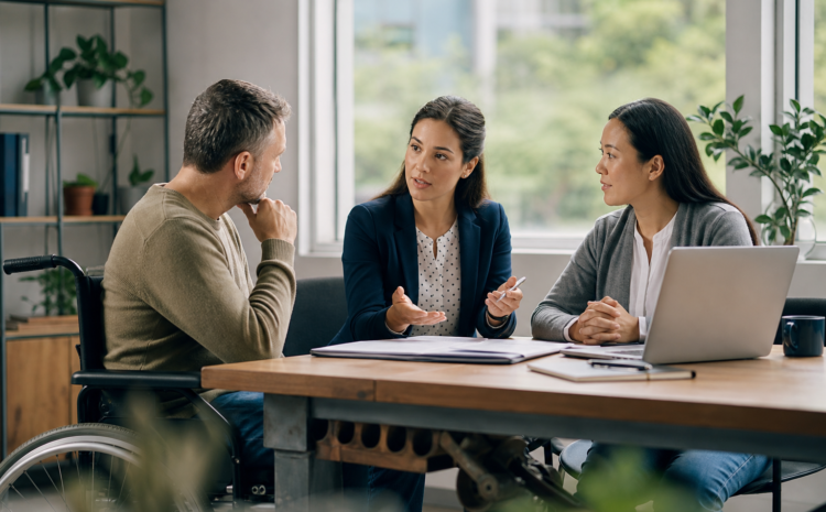 Disability insurance compared: private vs group vs public options